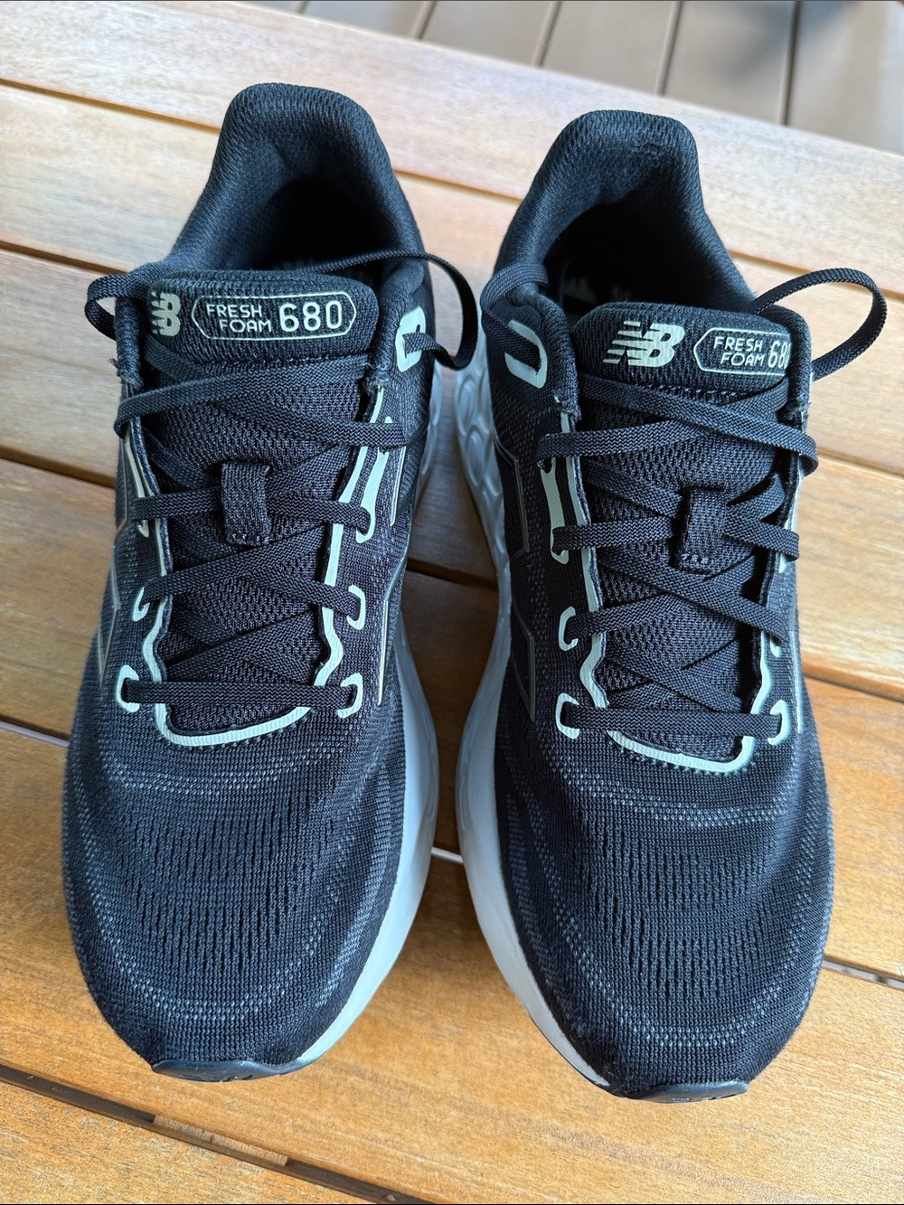 New Balance Fresh Foam 680 Ladies Running Shoes — Black/White